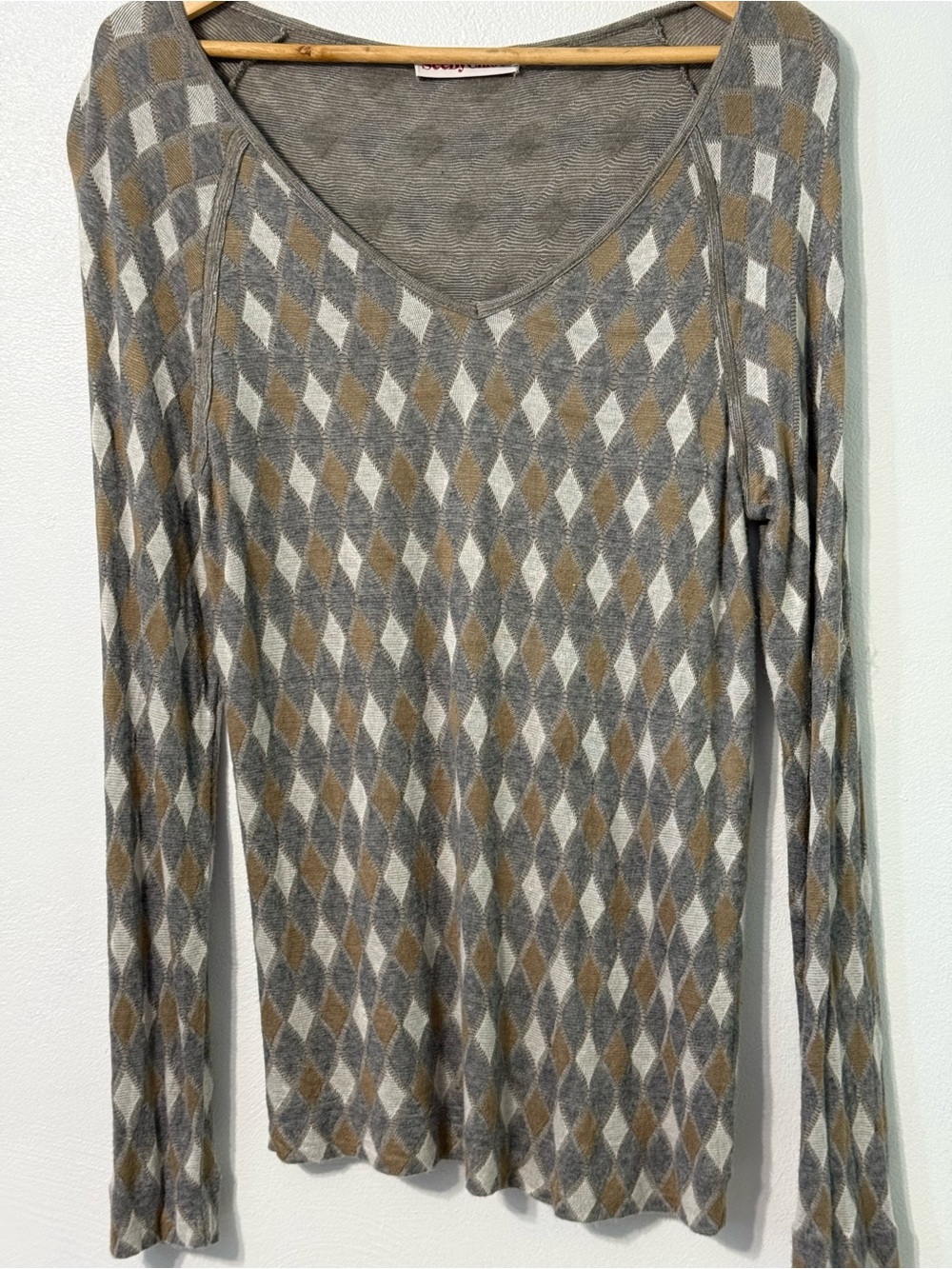 See By Chloe Gray, Camel & White Argyle Scoop Neck Sweater *size *desc